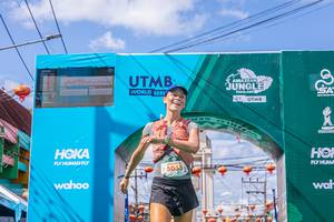 BIB: 5055
                            <button type="button" onclick="openModal(21769976)" class="btn btn-primary btn-sm float-right btn-popup" data-toggle="modal" data-target=".modal-high-quality">
                        <i class="fas fa-shopping-cart"></i> Add to Cart
                    </button>
                                            <button type="button" onclick="isThisMe(21769976, true)" class="btn btn-success btn-sm float-right btn-popup btn-isme hidden" data-toggle="tooltip" data-placement="bottom" title="นี่คือรูปของคุณใช่ไหม คลิกที่นี่เพื่อเอาเข้าอัลบั้ม">
                        <i class="fas fa-plus"></i> Add to album
                    </button>
                    <button type="button" onclick="isThisMe(21769976, false)" class="btn btn-warning btn-sm float-right btn-popup btn-isnotme hidden">
                        <i class="fas fa-ban"></i> Remove from album
                    </button>